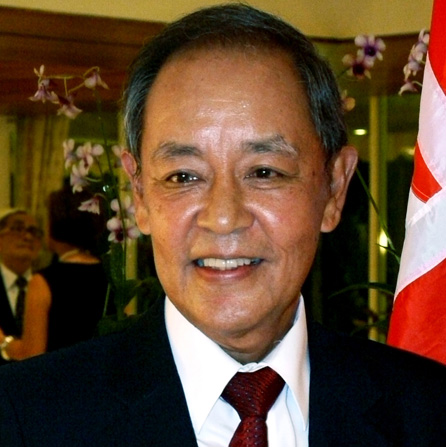  Mr. Roberto De Ocampo *